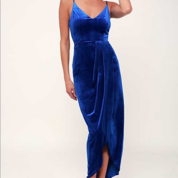 Lulus Dresses & Skirts - Lulu’s velvet midi dress in royal blue